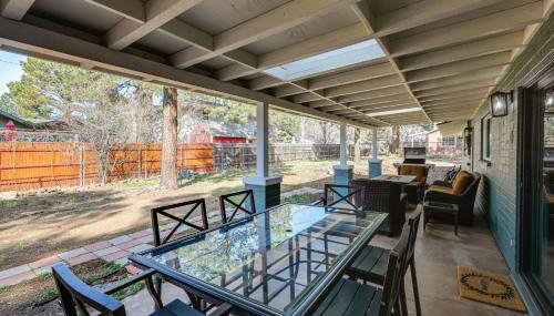 Walk to Dtwn Flagstaff Home with Great Outdoor Area - Foto 2