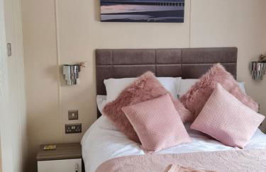 Nicks and Carmels by the Lake - Foto 16