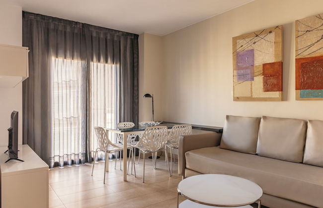 Barcelona Apartment Gran de Gràcia - Photo 15