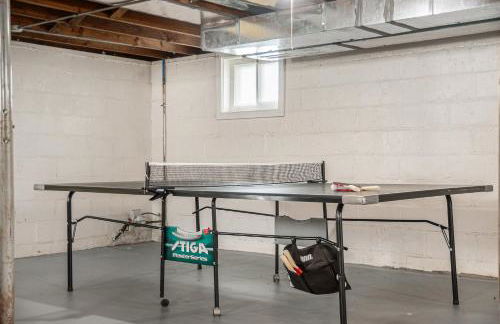 Benson's Cozy 3-BR Retreat with BBQ Grill - Photo 20