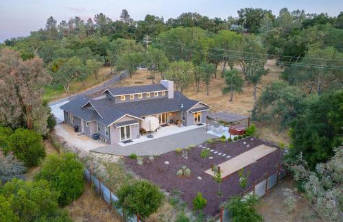 Luxurious, Modern Farmhouse in Wine Country - Foto 9