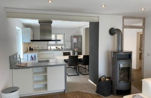 FeWo Lina - Komfortwohnung mit Badewanne, Kamin & Klima - Foto 2