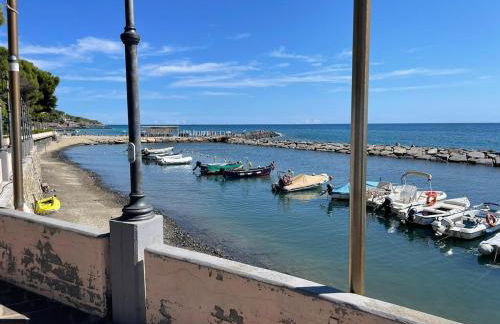 Sea View Suite - Sleeps 3 - Free Parking - Foto 32