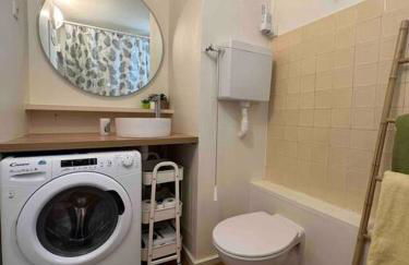 Tour Eiffel - Studio vue imprenable au-dessus des toits, balcon - Foto 9