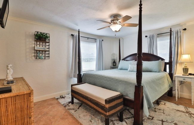 813 E 6th Ave 3 Bedroom Home by RedAwning - Foto 2