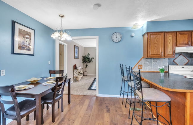 Lovely PET FRIENDLY three bedroom in desirable Urbandale Location! 3 Home by RedAwning - Foto 13