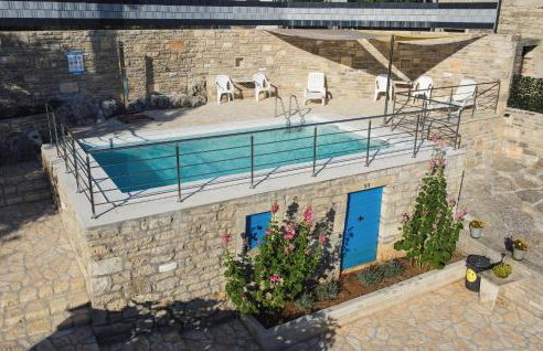 2 Bedroom Beautiful Home In Popovici - Photo 2