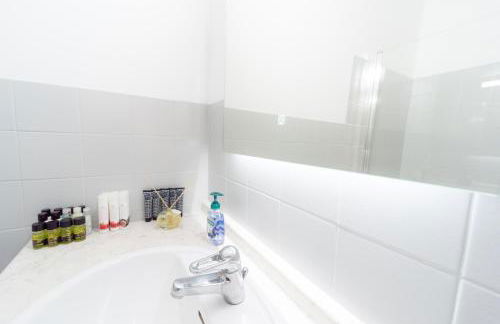 Ravissant Triplex et Duplex au Centre de Pont St Esprit - Foto 16