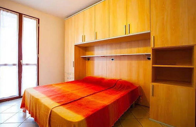 Lido Spina / Estensi Apartments - Photo 3