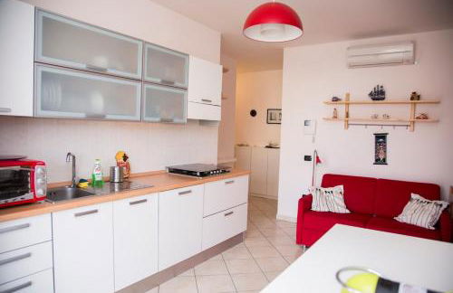 House 30 meters from the sea with gated parking - Foto 4