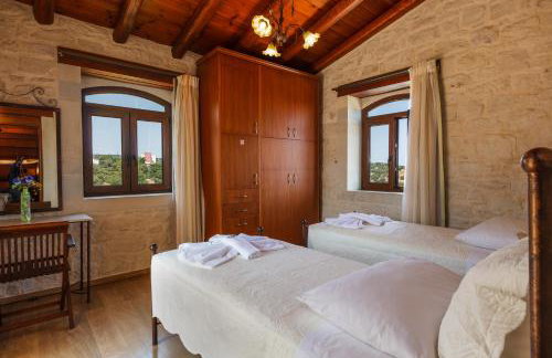 Villa Eleftherna - Majestic Evergreen Retreat with Scenic Views - Foto 30