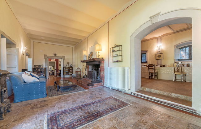 Bomarzo Ancient Villa - Photo 31