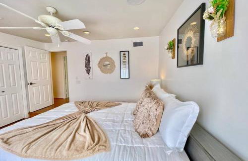 New Charming Spacious Disneyland Pool Home - Photo 61