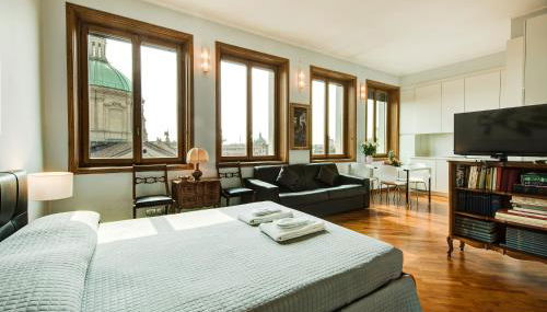 BnButler - Duomo Apartment - Galleria Unione - Foto 2
