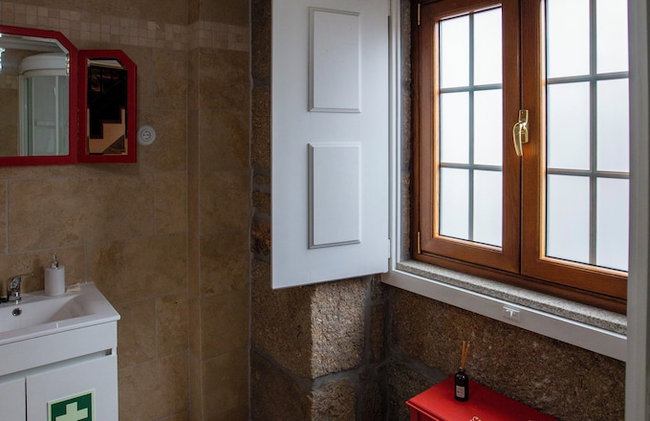 Casa dos Livros - Guest House - Photo 151