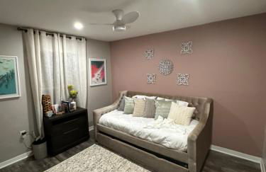 Home away from Home Near Ybor City, Cruise Port, and Downtown Tampa - Foto 32