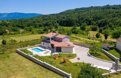 Amazing design villa Aeris with private pool, high level of privacy - WiiBuk - Foto 1