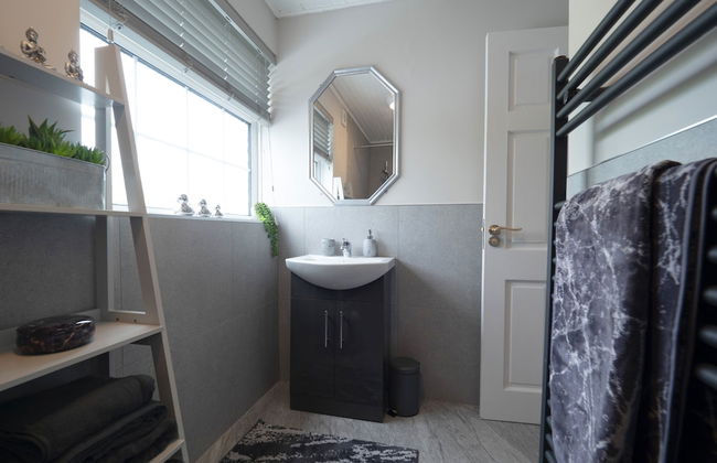 Charming 4-bed Cottage in Dungannon - Foto 14