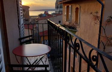 Apartment with sea view in the heart of the Panier - Photo 8