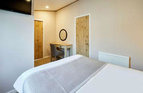 Cherry Lodge with Hot Tub - Foto 30