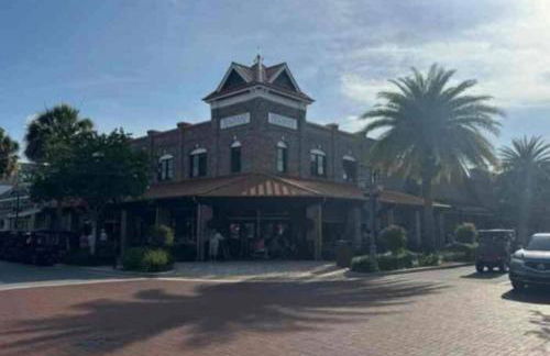 2BR Home with Golf Cart and Pool - Foto 43