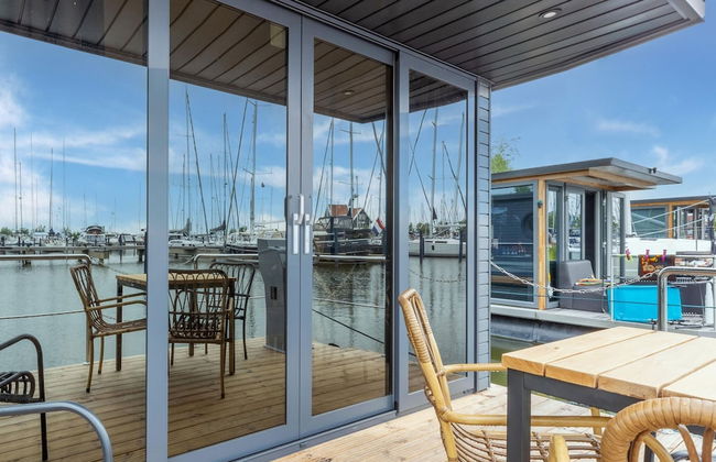 Luxury Houseboat in Volendam Marina - Foto 20