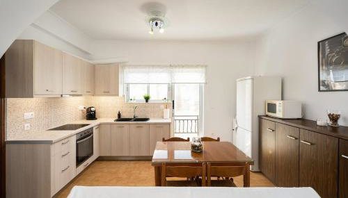 3BD Apt in The Center of Eretria - Foto 2