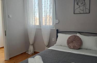 Toula's House - Photo 16