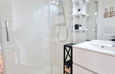 Appartement 1ere ligne piscine terrasse au bord de la plage front de mer avec vélos - Foto 48