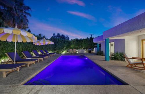 The Ricardo! Mid-Century Villa with Saltwater Pool - Foto 40