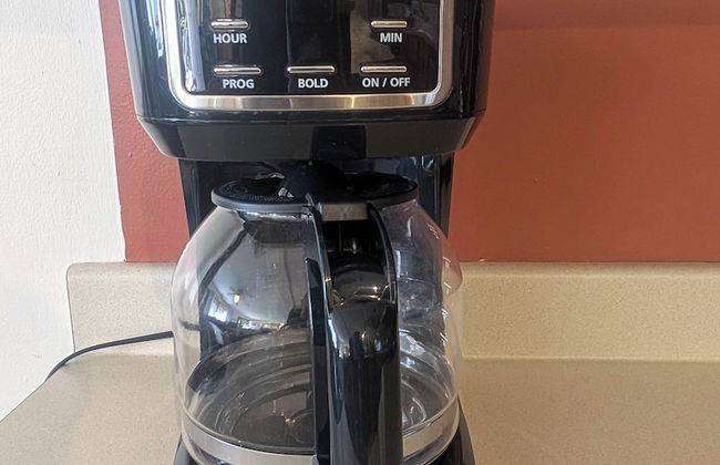 3Bedroom2Bath CarriageHouse Pet Friendly - Photo 7