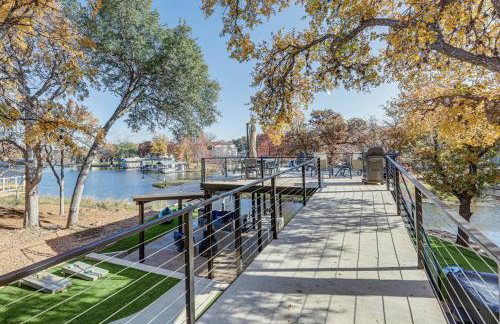 Pet-Friendly Lake LBJ Retreat with Deck and Hot Tub! - Foto 1