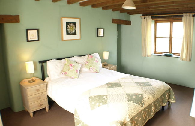 Polean Farm Cottages - Photo 13