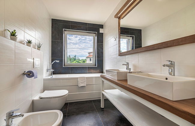 Luxury Pool Villa Gradin - Photo 23