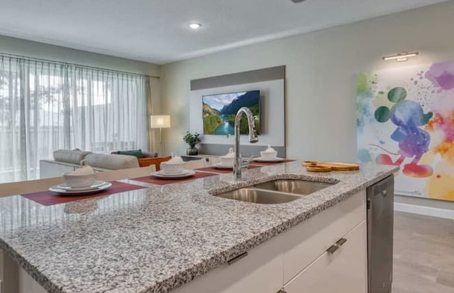 Super Spacious Near Disney With Private Pool - Photo 9