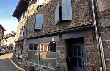 La Maison aux Volets Bleus 3ème Étage - Photo 3