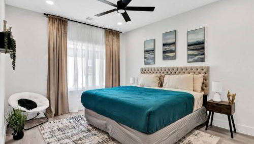 Dallas Escape w/ Rooftop + Yard • Sleeps 10 - Foto 5