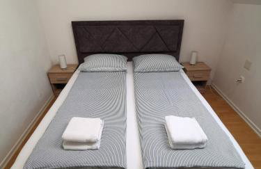 Apartman Batuda,moderno opremljen apartman u centru Đurđevca, u cijeni WELLNESS, sauna, bazen u obližnjem hotelu, mini zoo, 5G internet, R1 račun - Foto 2