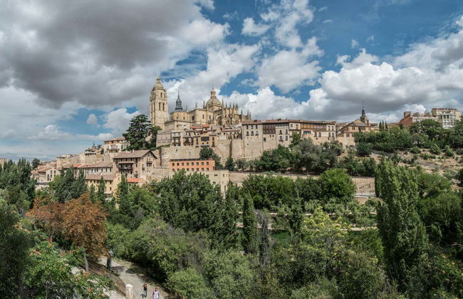 Segovia Guided Tour with Cathedral and Alcazar - Foto 1