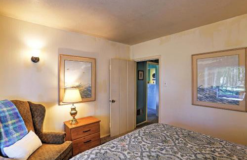 Quiet Durango Farmhouse with Beautiful Yard and Gazebo - Foto 16