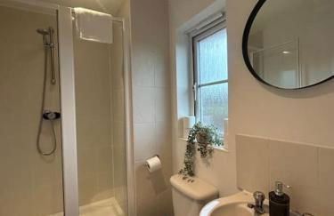 6 Bedroom House - DISC0UNTS - Parking, Contractors, Group, Family - Foto 36