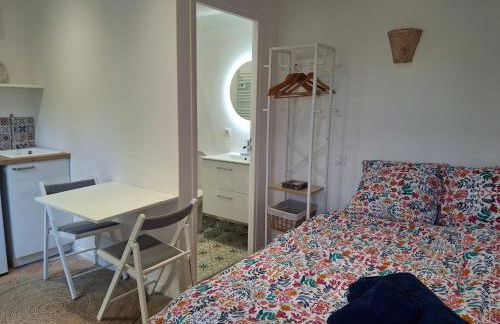 Tranquil, calm garden studio with spa pool - Foto 6