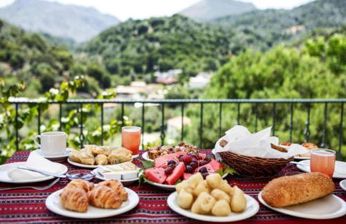 Romantic Holiday Home in Drosia - Photo 6