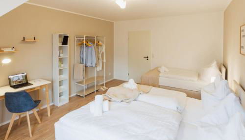 HYGGE HOMES - Apartment 'Lilla Lycka' - Foto 4, towels, wardrobe