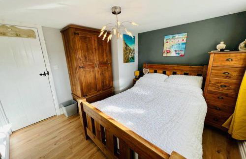 Swordfish Cottage **Next to the Harbour** - Photo 21