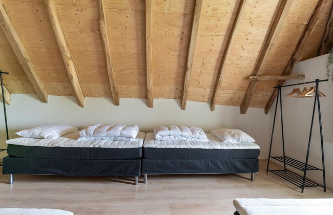 Comfortable Holiday Home in Voorst in a Tranquil Location - Photo 12