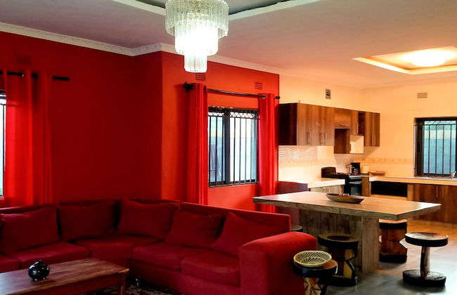 Sweet Retreat Lusaka with Backup Power - Photo 15