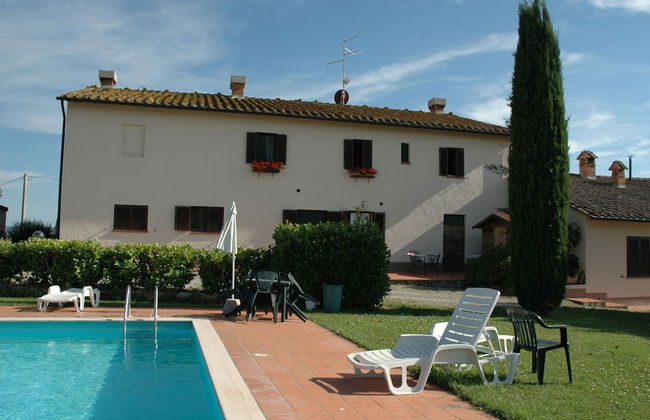 Authentic Pool House - Foto 16