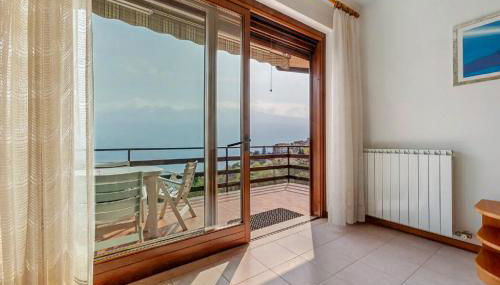 Apartment Annarosa 2 camere, terrazzo e Vista Lago - Foto 1