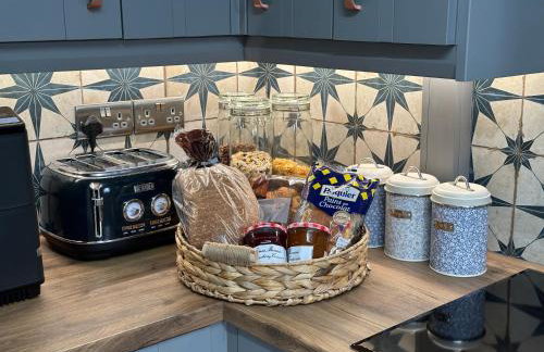 House Sleeps 8-Garden-Parking Near Barry Island - Foto 15